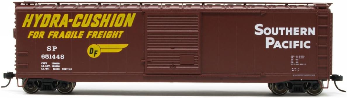 Rivarossi HR6585A HO scale Southern Pacific boxcar number 651448, side view