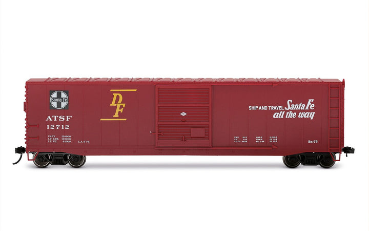 Rivarossi HR6661B HO scale Santa Fe boxcar number 12712, side view
