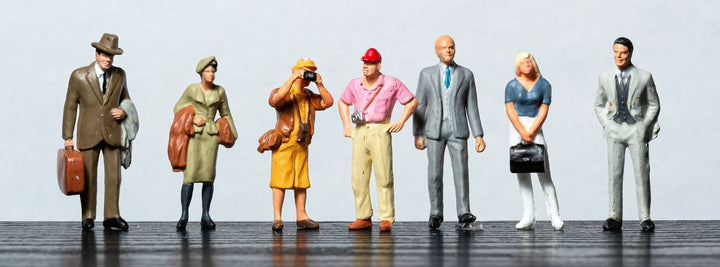 Rock Island Hobby RIH061109 O scale standing tourists and travelers, representative group; full 10-piece set not shown.