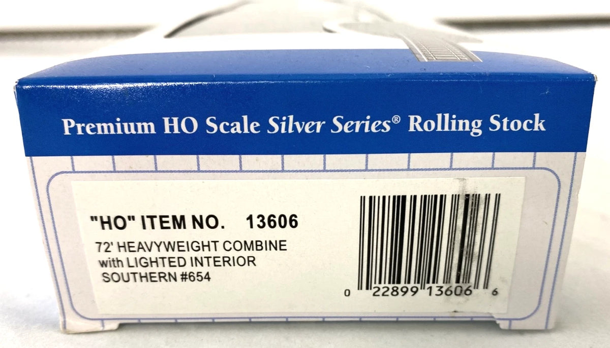 Bachmann HO 72-Foot Heavyweight Combine - Southern Railway #654 (13606) — product detail 2