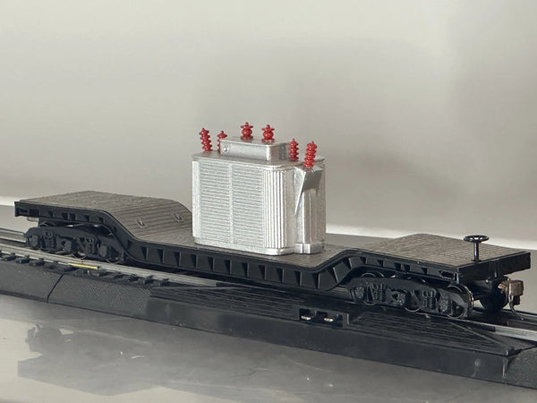 Bachmann HO Scale 52-Foot Center-Depressed Flat Car with Transformer (18348) — additional product view