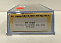 Bachmann N Scale 4 Bay Cylindrical Grain Hopper - Canada Grain #606902 – 19181 — exact product view 3