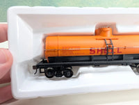 Bachmann HO Scale 40-Foot Single-Dome Tank Car - Shell #1758 (17808) — exact product view 3