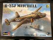Revell 85-5512 B-25J Mitchell Bomber 1:48 Plastic Model Kit– product image 1