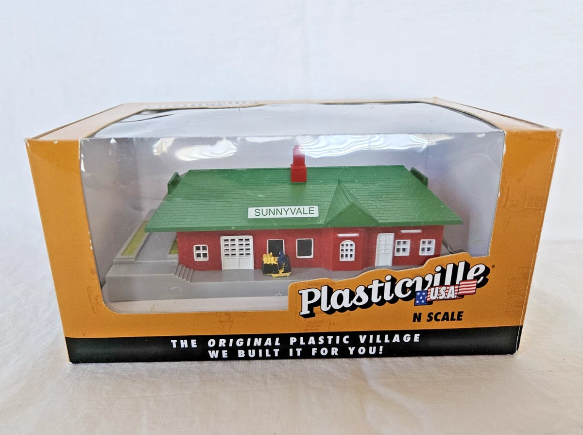 Bachmann N Plasticville Sunnyvale Passenger Station - exact product detail