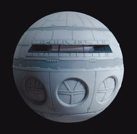 Moebius Discovery XD-1 model command sphere showing the clear window and pod bay doors
