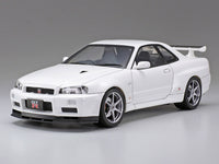 Tamiya 24258 1/24 Nissan Skyline GT-R V-spec II R34 model kit — assembled and painted front three-quarter view