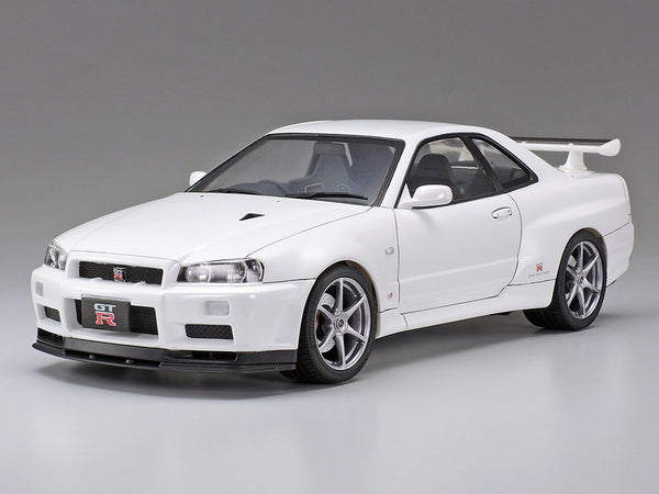 Tamiya 24258 1/24 Nissan Skyline GT-R V-spec II R34 model kit — assembled and painted front three-quarter view
