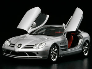Tamiya 24290 1/24 Mercedes-Benz SLR McLaren model kit — assembled and painted example with doors open