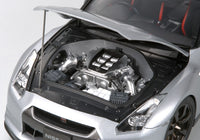 Tamiya 24300 1/24 Nissan GT-R model kit — assembled and painted engine bay detail