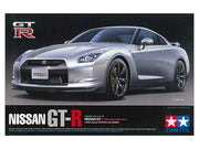 Tamiya 24300 1/24 Nissan GT-R model kit — kit box artwork
