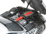 Tamiya 24317 1/24 Mercedes-Benz SLR McLaren 722 Edition model kit — assembled and painted engine bay detail