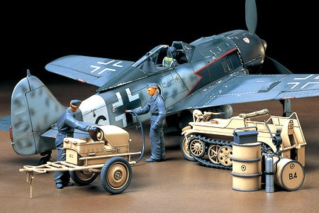 Tamiya German Kettenkraftrad and Aircraft Power Supply Unit 1:48 Model Kit 32533 — manufacturer model example 1