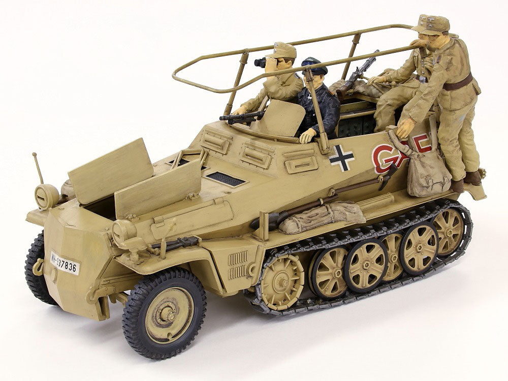 Tamiya German Sd.Kfz. 250/3 Greif Command Half-Track 1:35 Model Kit 35113 — manufacturer example 1