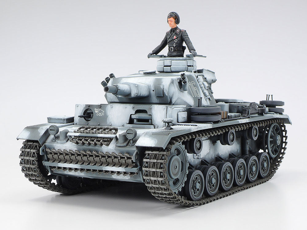 Tamiya 1:35 Panzer III Ausf.N Model Kit – 35290 – product view