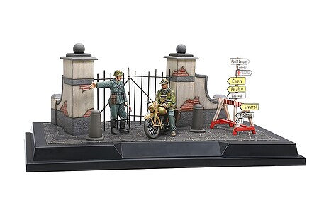 Tamiya 1/35 German Field Scene Set No. 2 – 89740