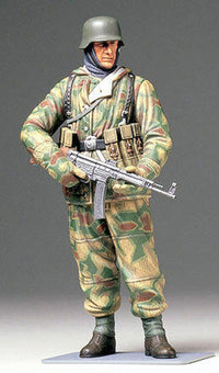 Tamiya 1/16 Wwii German Infantryman – 36304 — exact product reference