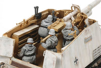 Tamiya 35335 German Nashorn Tank Destroyer 1/35 Model Kit — manufacturer detail view 4