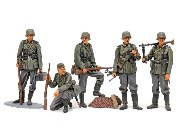 Tamiya 35371 German Infantry Mid-WWII 1/35 Figure Kit — assembled product example