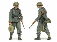 Tamiya 35382 German Infantry Late WWII 1/35 Figure Kit — manufacturer detail view 3