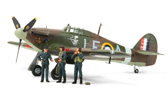 Tamiya 37011 Hawker Hurricane Mk. I with 3 Figures 1/48 Model Kit — manufacturer product view 1