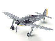 Tamiya 60766 Focke-Wulf Fw190 A-3 1/72 Model Kit — manufacturer product view 1