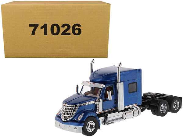 International LoneStar Sleeper Tractor Blue – Diecast Masters 1:50