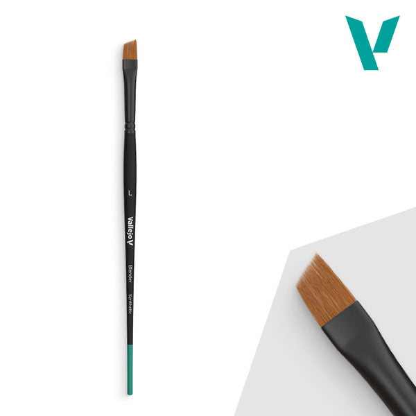 Vallejo B05003 Blender Flat Angled Synthetic Brush – Large