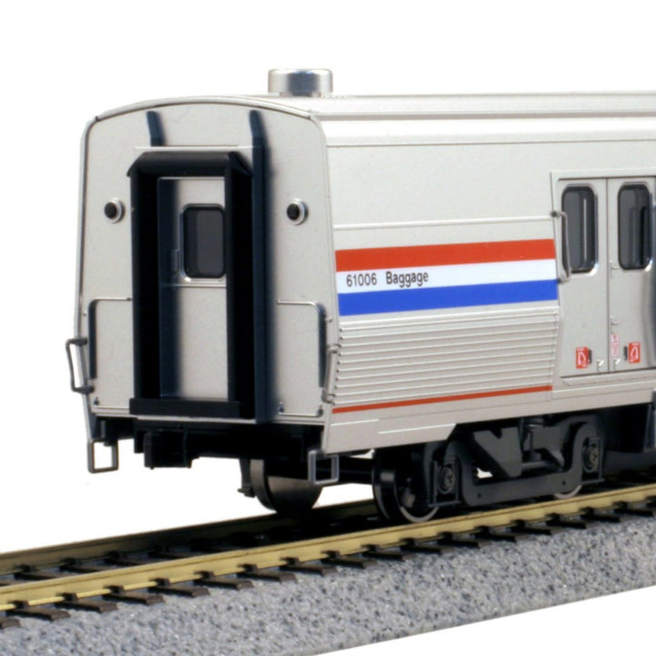 HO Amtrak Viewliner II Baggage Phase III #61024 (35-6213) exact product view 1