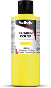 Vallejo 63.031 Premium Fluorescent Yellow Airbrush Paint – 200ml– product image 1