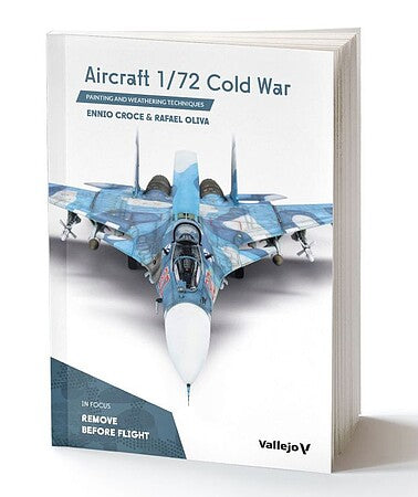 Front cover of Vallejo 75071 Aircraft 1/72 Cold War, English edition