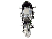 Model Kit Kawasaki Ninja H2R Motorcycle (Expert Difficulty) Steel Model by Metal Earth image 3