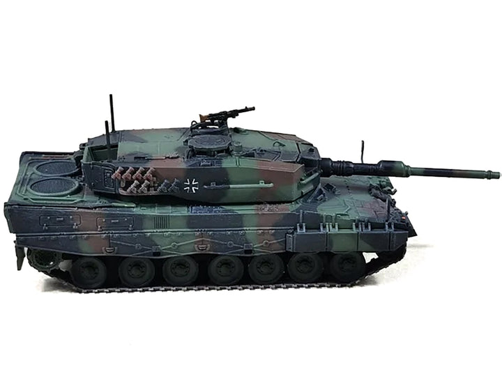 Leopard 2A4 Main Battle Tank with Snorkel "NATO Camouflage" German Army "Armor Premium" Series 1/72 Diecast Model by Panzerkampf image 2