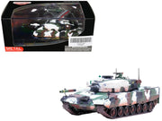 Leopard 2A4 Main Battle Tank with Snorkel "Winter Camouflage" German Army "Armor Premium" Series 1/72 Diecast Model by Panzerkampf image 4
