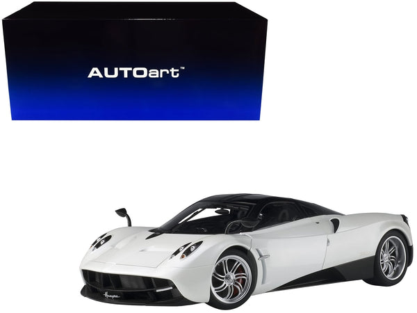 AUTOart Pagani Huayra white large scale model 1:12 12231, product image 1