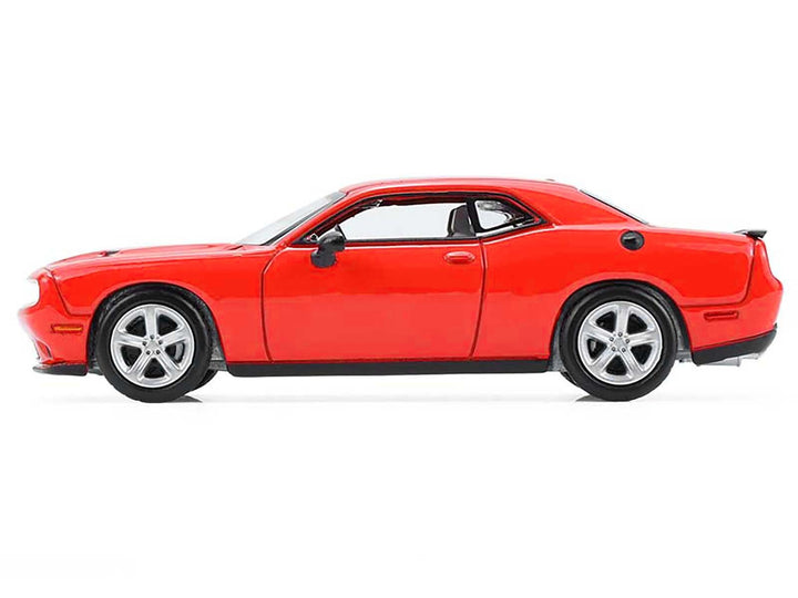 2016 Dodge Challenger RT Torred "GreenLight Muscle" Series 30 1/64 Diecast Model Car by Greenlight image 2