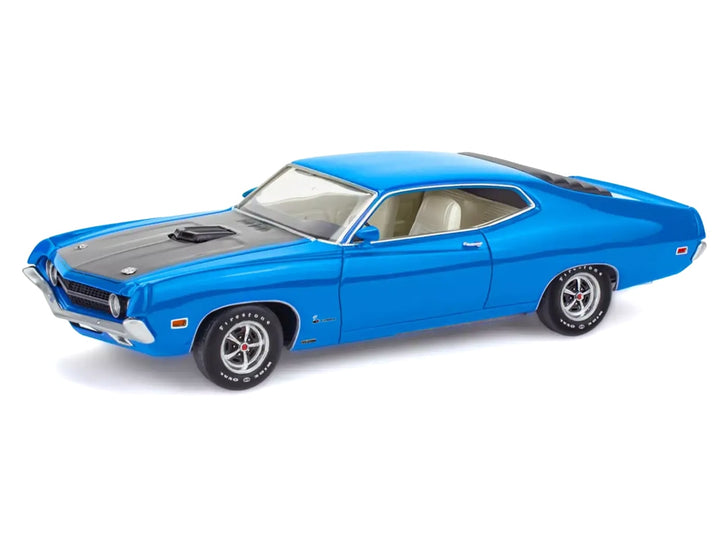 Level 4 Model Kit 1970 Ford Torino Cobra 1/25 Scale Model by Revell image 2