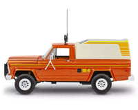 Level 4 Model Kit 1979 Jeep J-10 Pickup Truck with Camper Top 1/24 Scale Model by Revell image 4