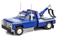 Level 4 Model Kit 1979 GMC Wrecker Tow Truck "Captain Hook" 1/25 Scale Model by Revell image 2