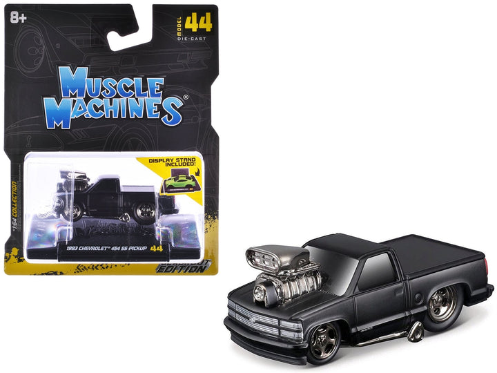 1993 Chevrolet 454 SS Pickup Truck Matt Black "Blackout Edition" 1/64 Diecast Model by Muscle Machines image 2