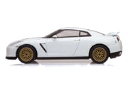2007 Nissan GT-R (R35) Pearl White with Gold Wheels "Tokyo Torque" Series 10 1/64 Diecast Model Car by Greenlight image 2