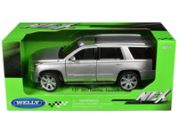 2017 Cadillac Escalade with Sunroof Silver Metallic 1/24-1/27 Diecast Model Car by Welly image 3