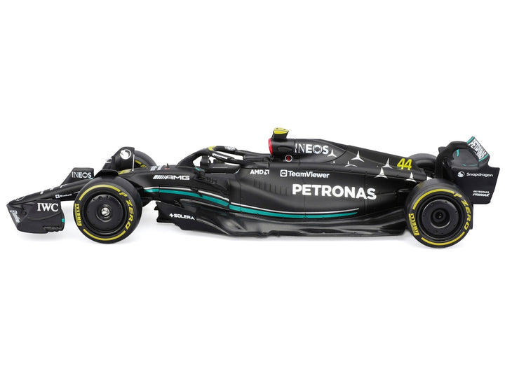 Mercedes-AMG F1 W14 E Performance #44 Lewis Hamilton "Petronas" Formula One F1 "World Championship" (2023) with Driver Figure "Race" Series 1/24 Diecast Model Car by Bburago image 2