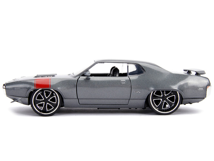 1972 Plymouth GTX 440 Metallic Gray with Red Stripe "Bigtime Muscle" 1/24 Diecast Model Car by Jada image 2