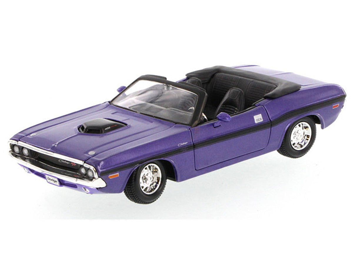 Maisto 1970 Dodge Challenger RT convertible purple 1:24 31264PUR, product image 1
