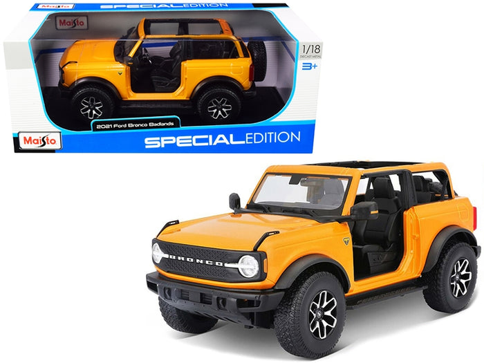 Maisto 1:18 2021 Ford Bronco Badlands in orange metallic.