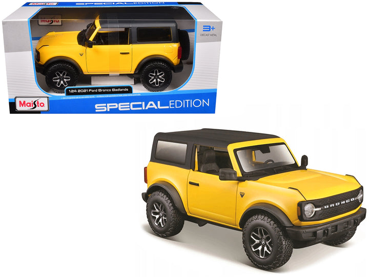 2021 Ford Bronco Badlands Yellow with Black Top "Special Edition" 1/24 Diecast Model Car by Maisto image 2
