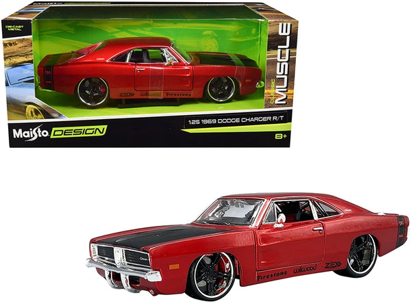Maisto 1:25 1969 Dodge Charger R/T Classic Muscle in red metallic with black hood and stripes.