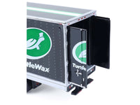 GreenLight 1:64 2013 International Durastar Turtle Wax box truck, green, H.D. Trucks Series 26 — item 33260B