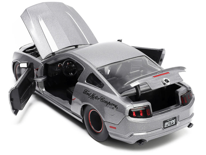 2010 Ford Mustang GT Gray Metallic with Flames "Ford Motor Company" "Bigtime Muscle" Series 1/24 Diecast Model Car by Jada image 2
